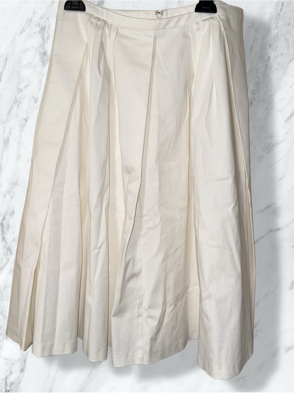 Red Valentino Skirt in white / egg shell